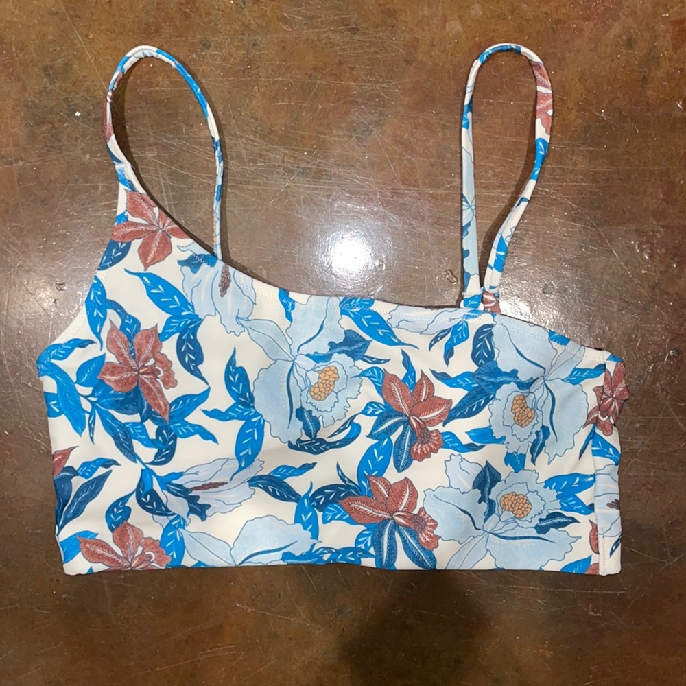 Old Navy Swimsuit Top — Asymmetrical - L - never worn
